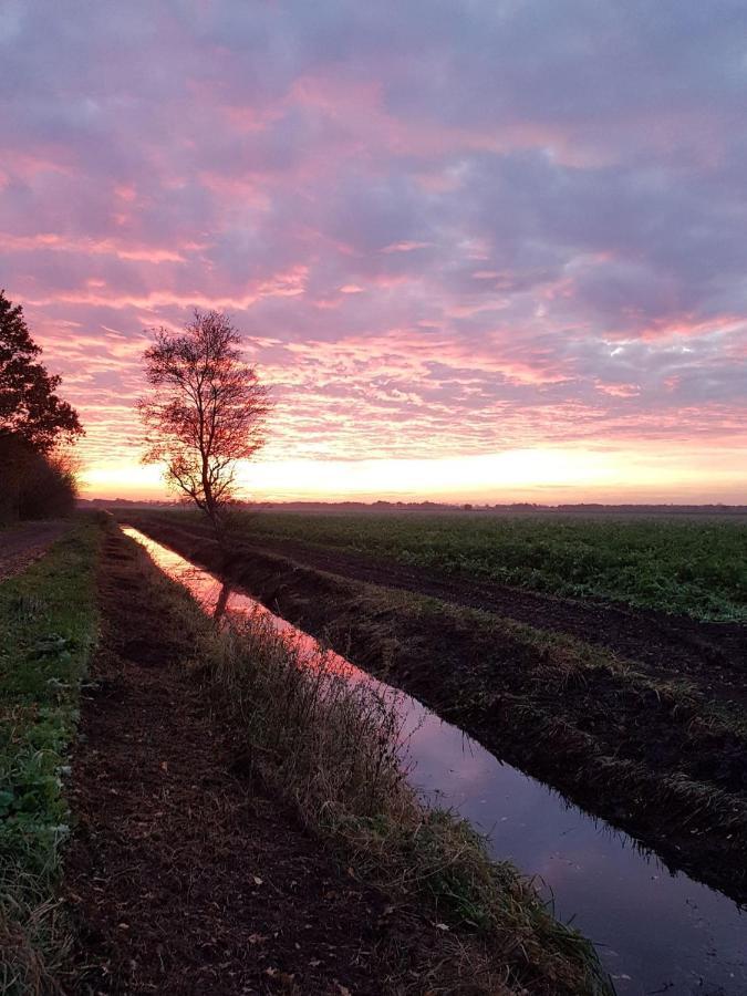 Drenths Landgoed, Welkom Thuis Annerveenschekanaal ภายนอก รูปภาพ